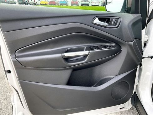 Used 2016 Ford Escape SE image 9