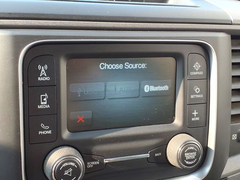 Used 2018 RAM 2500 Tradesman w/ Chrome Appearance Group AWD/4WD image 18