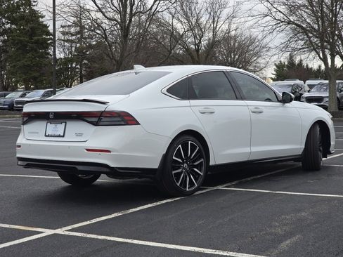 Certified 2023 Honda Accord Touring image 19