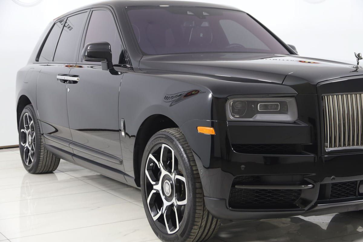 Used 2024 Rolls-Royce Cullinan Black Badge AWD/4WD image 73