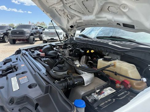 Used 2018 Ford F550 4x4 Regular Cab Super Duty image 27