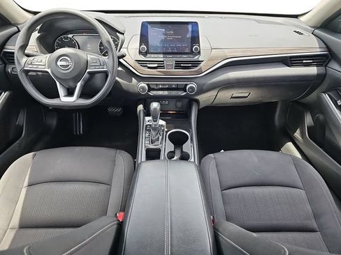 Used 2023 Nissan Altima 2.5 SV FWD image 11