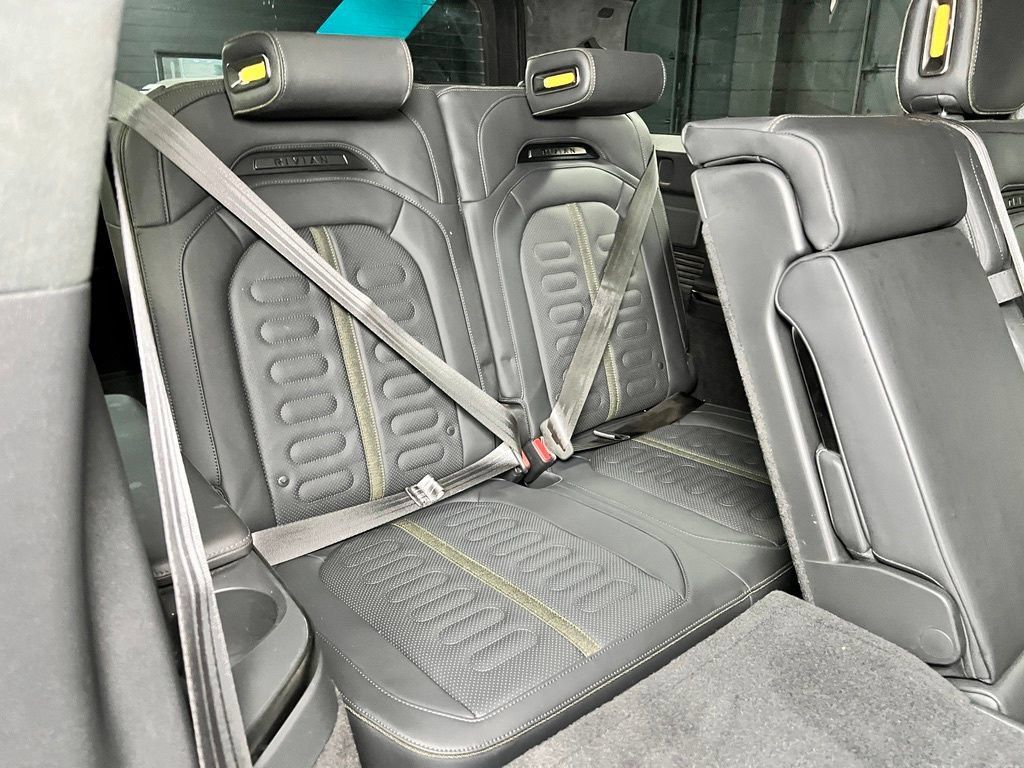 Used 2023 Rivian R1S Adventure Dual AWD/4WD image 24