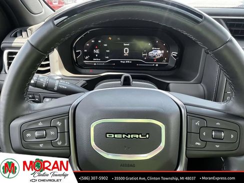 Certified 2024 GMC Yukon Denali Ultimate AWD/4WD image 21