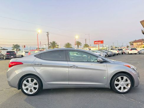 Used 2013 Hyundai Elantra Limited w/ Technology Pkg FWD image 10