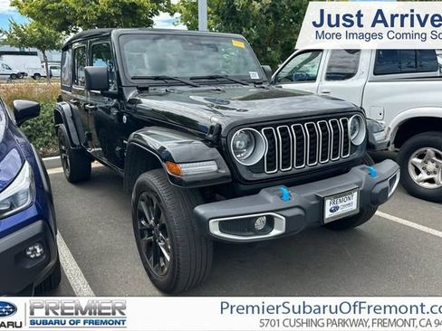 Used 2024 Jeep Wrangler Unlimited Sahara AWD/4WD image 1