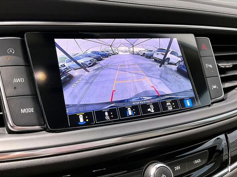 Used 2024 Buick Enclave Premium AWD/4WD image 26