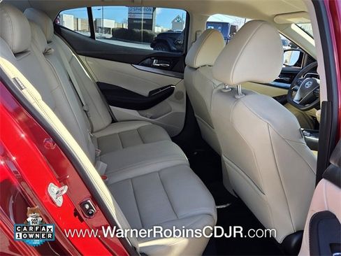 Used 2022 Nissan Maxima SV w/ Floor Mat Group image 16
