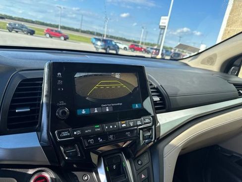 Used 2018 Honda Odyssey EX-L image 24