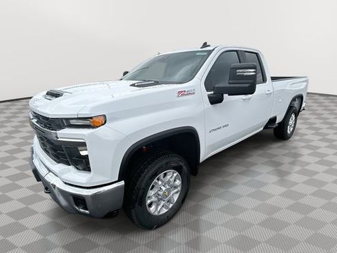 New 2026 Chevrolet Silverado 2500 LT image 1