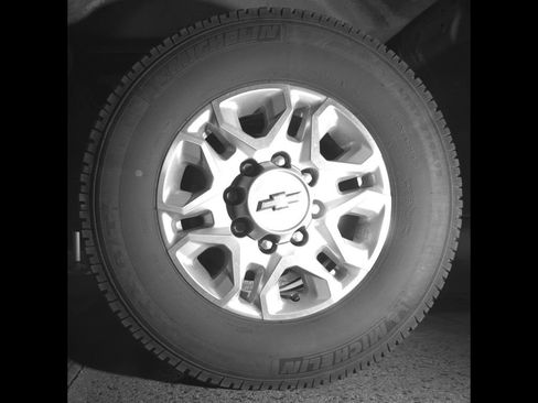 Certified 2025 Chevrolet Silverado 2500 LT w/ Convenience Package AWD/4WD image 13