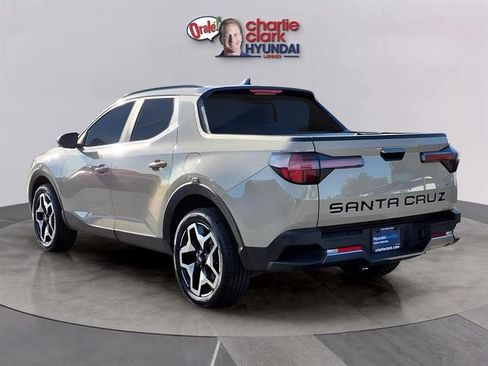 Certified 2023 Hyundai Santa Cruz Limited image 3