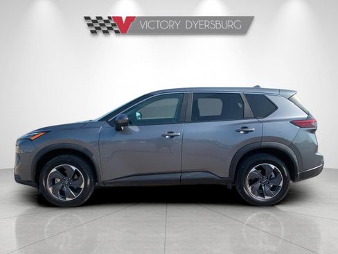 Used 2024 Nissan Rogue SV FWD image 7