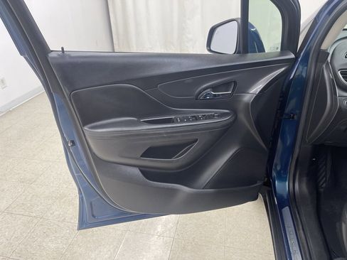 Used 2020 Buick Encore Preferred w/ Safety Package image 16