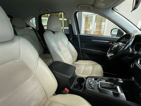 Used 2018 MAZDA CX-5 Touring AWD/4WD image 30