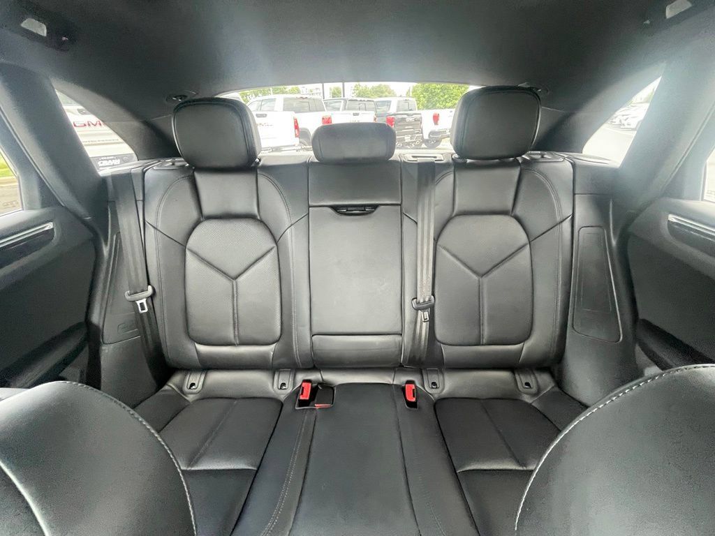 Used 2022 Porsche Macan S AWD/4WD image 19