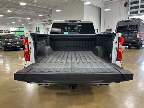 Used 2022 Chevrolet Silverado 1500 High Country w/ LPO, Dark Essentials Package AWD/4WD image 37