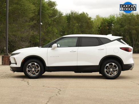 Used 2025 Chevrolet Blazer LT FWD image 4
