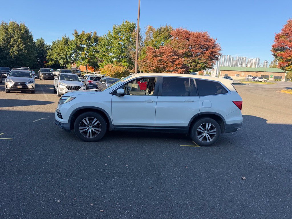 Used 2016 Honda Pilot EX image 4