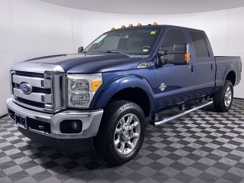 Used 2015 Ford F250 Lariat w/ Lariat Ultimate Package image 18