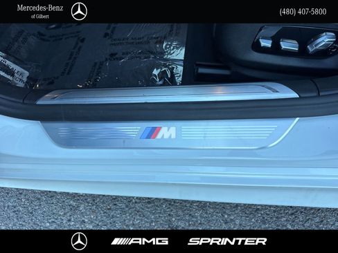 Used 2022 BMW 740i w/ M Sport Package RWD image 14