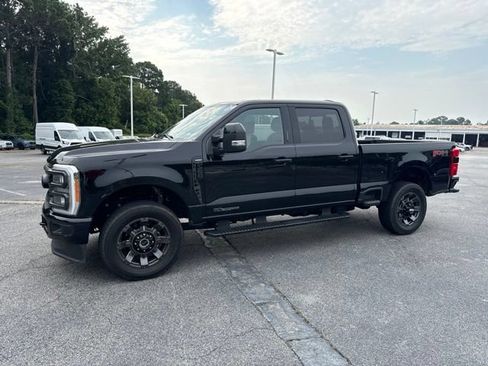 Used 2023 Ford F250 Lariat w/ Lariat Ultimate Package AWD/4WD image 8