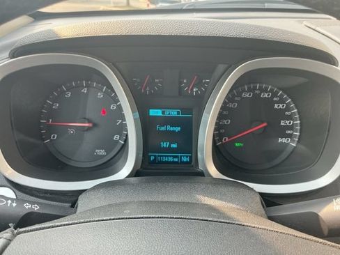 Used 2017 Chevrolet Equinox LT w/ Convenience Package AWD/4WD image 19