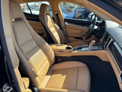 Used 2016 Porsche Panamera 4 Edition w/ Premium Package Plus image 22