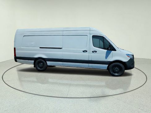 New 2026 Mercedes-Benz Sprinter 2500 image 4