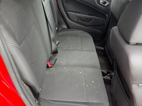 Used 2015 Ford Fiesta SE FWD image 19