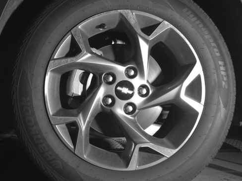 Used 2025 Chevrolet Trax LT FWD image 12