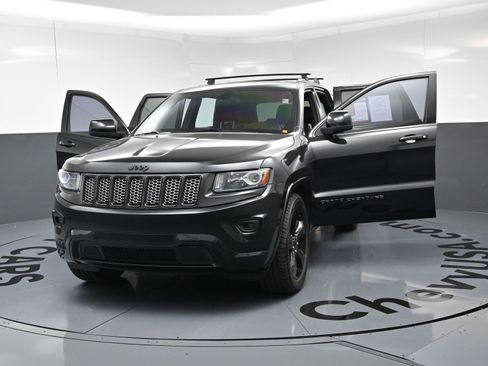 Used 2014 Jeep Grand Cherokee Altitude image 30