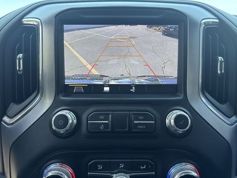 Used 2019 GMC Sierra 1500 SLT w/ SLT Premium Package AWD/4WD image 15