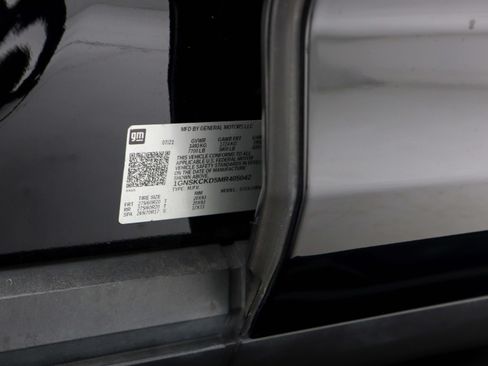 Used 2021 Chevrolet Suburban LT AWD/4WD image 37