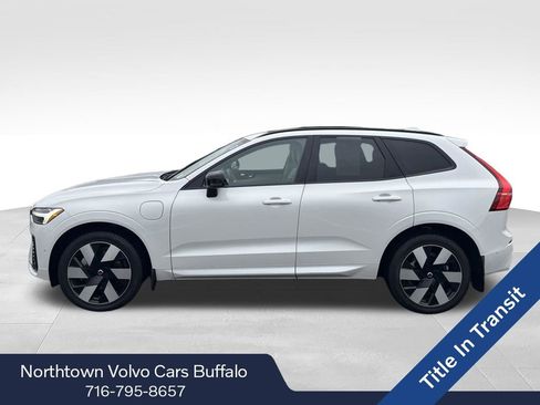 Used 2024 Volvo XC60 T8 Plus w/ Climate Package AWD/4WD image 2