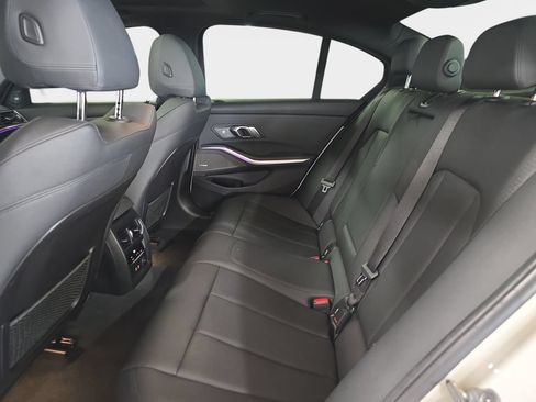 Used 2020 BMW 330i Sedan w/ Convenience Package RWD image 14