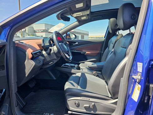 Used 2021 Volkswagen ID.4 Pro S RWD image 26