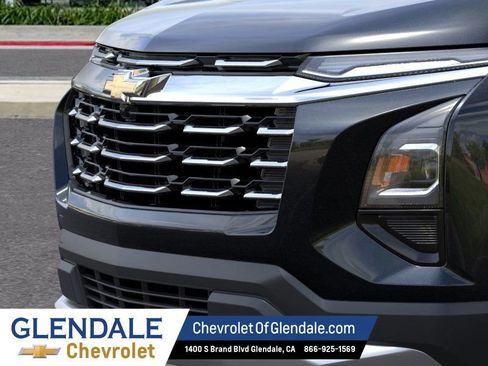 New 2026 Chevrolet Equinox LT FWD image 13