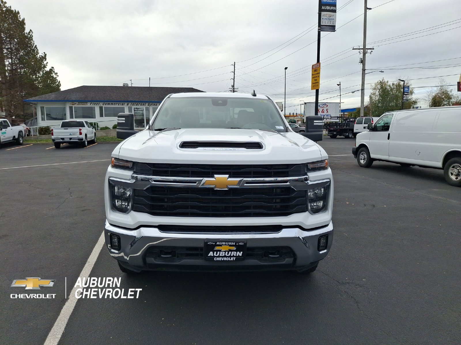Certified 2025 Chevrolet Silverado 2500 LT w/ Convenience Package AWD/4WD image 8