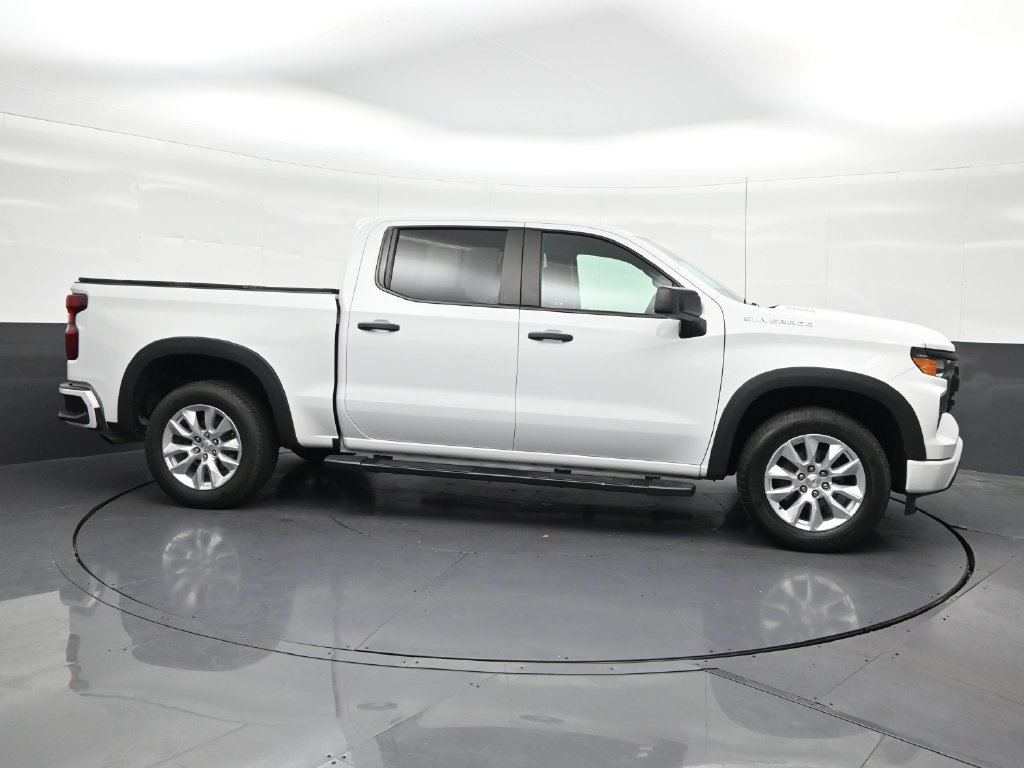 Used 2024 Chevrolet Silverado 1500 Custom RWD image 7