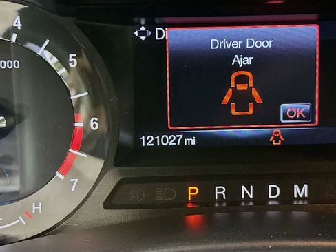 Used 2017 Ford Expedition XLT image 20