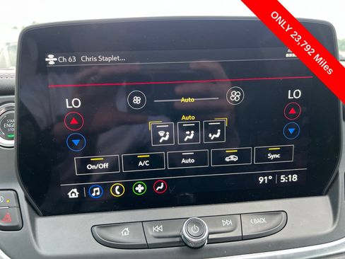 Used 2024 Chevrolet Blazer LT w/ Convenience Package FWD image 12