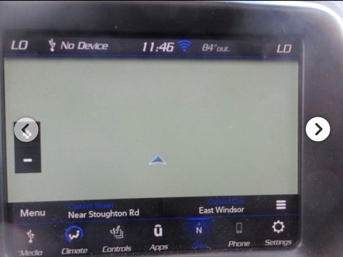 Used 2023 Jeep Renegade Limited w/ Sun/Sound Group AWD/4WD image 9