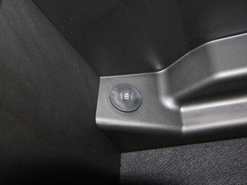 New 2025 Ford F150 XLT w/ Equipment Group 302A MID image 19