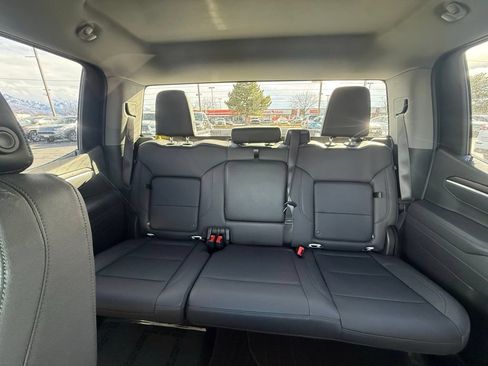 Used 2026 GMC Sierra 1500 SLT AWD/4WD image 21