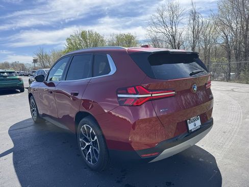 Used 2025 BMW X3 xDrive30i w/ Premium Package image 3