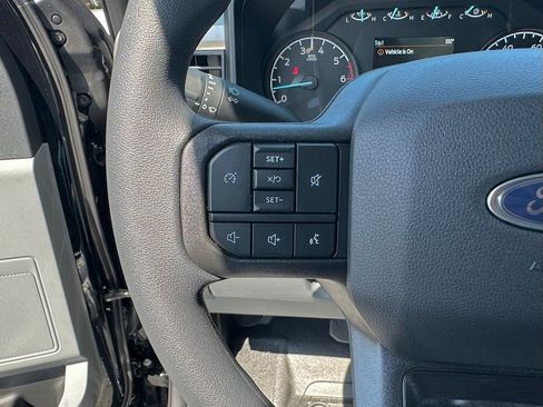 New 2026 Ford F250 XL w/ XL Chrome Package RWD image 17