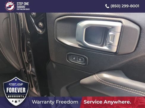 Used 2020 Jeep Gladiator Overland AWD/4WD image 32