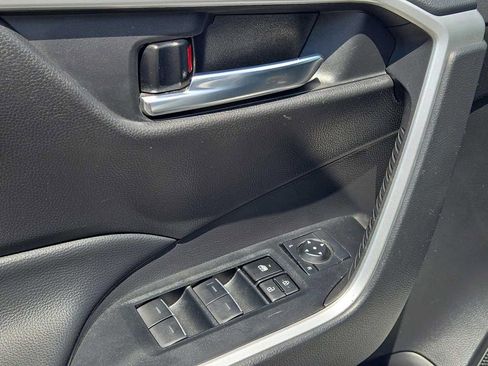 Used 2024 Toyota RAV4 XLE AWD/4WD image 19