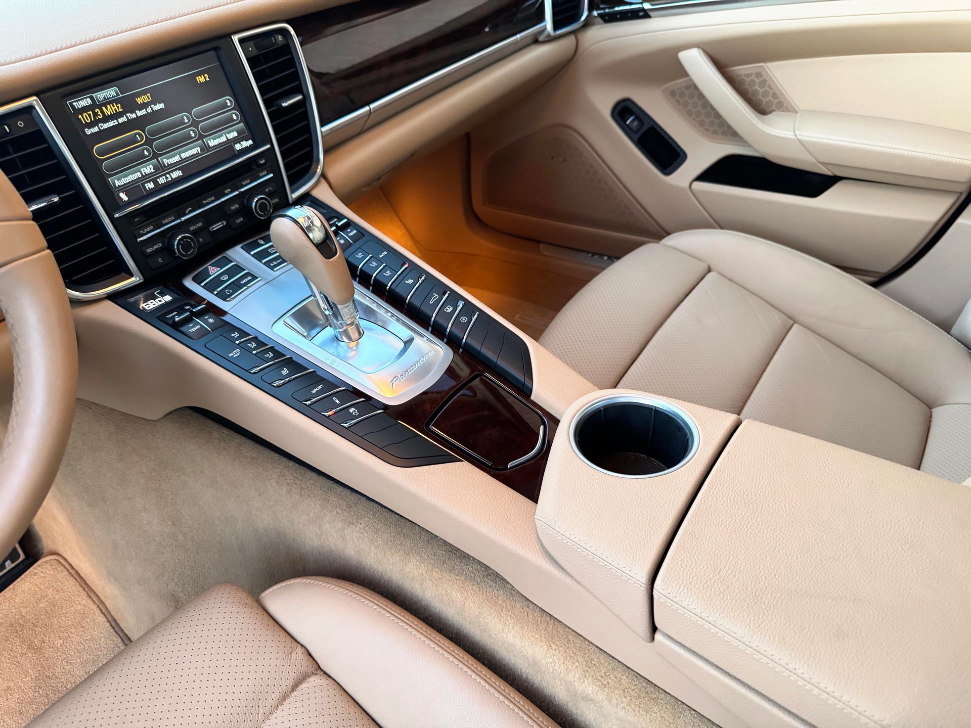 Used 2013 Porsche Panamera image 34